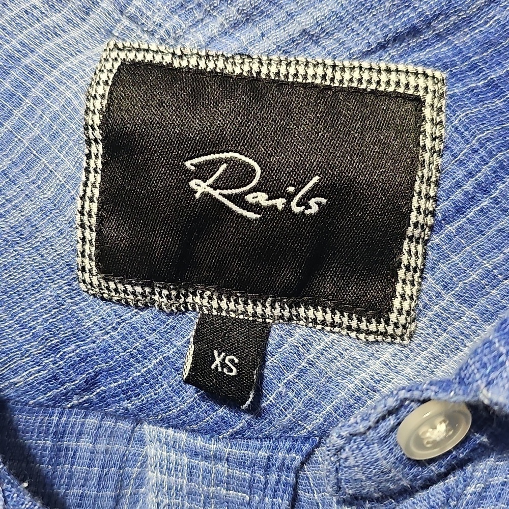 Rails Crinkle Blue Plaid Button-Up Shirt Size XS‎ - Picture 3 of 6